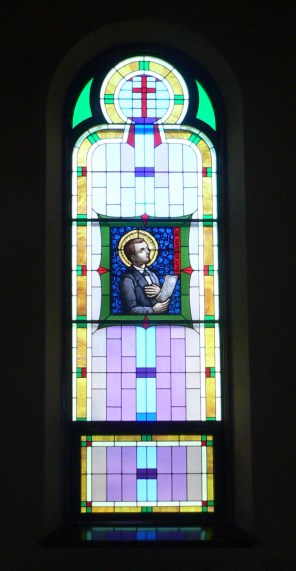 성 도미니코 사비오_photo by Ammodramus_in the church of St Anthony in Cedar Rapids_Nebraska.jpg